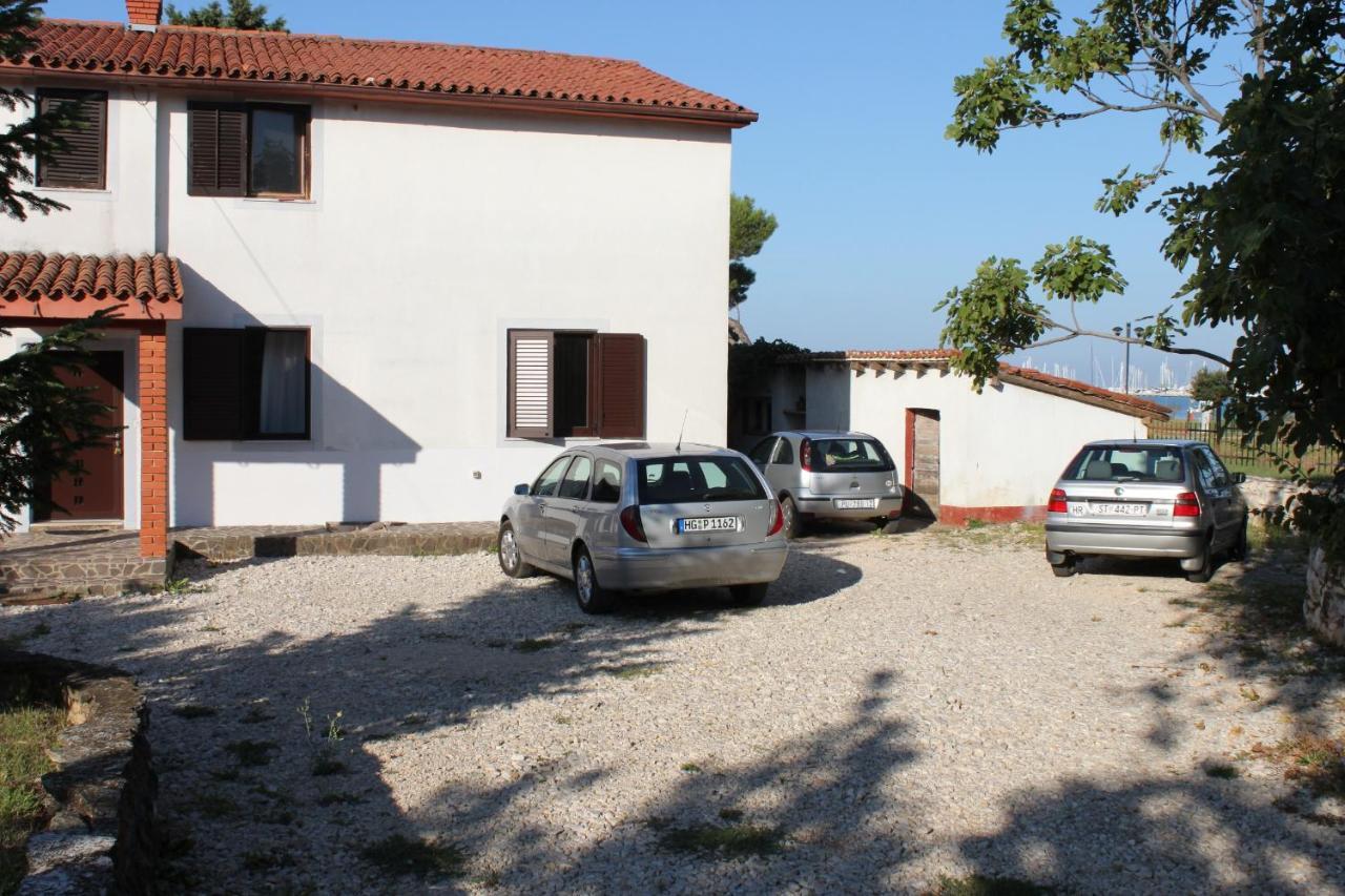 And By The Sea - 7132 Umag